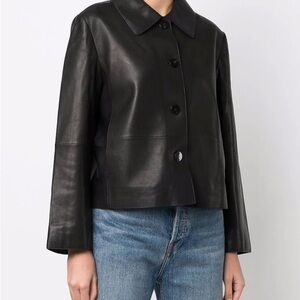 Vintage Banana Republic 100% Genuine
Leather Jacket